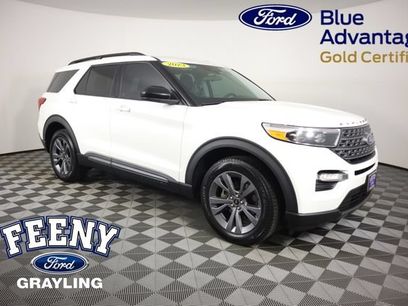 Used 2023 Ford Explorer XLT w/ XLT Sport Appearance Package