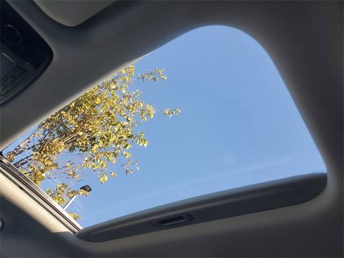 New 2026 Kia Carnival SX w/ SX Dark Edition Package image 34