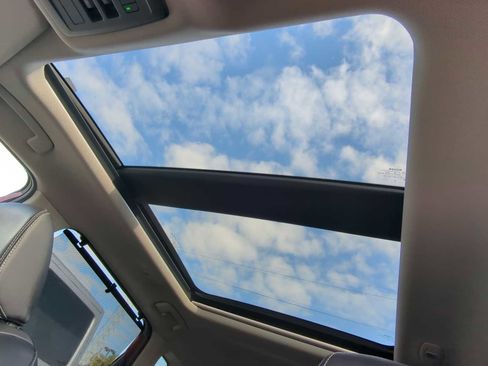 Used 2021 Nissan Rogue SL w/ Premium Package image 20