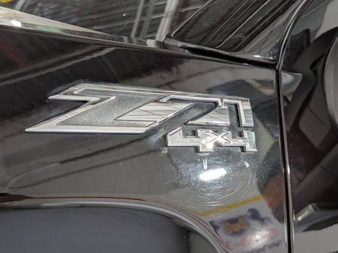 Used 2018 GMC Sierra 2500 SLT w/ Snow Plow Prep Package image 58