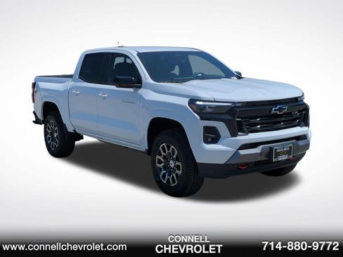 Used 2026 Chevrolet Colorado Z71 w/ Z71 Convenience Package 2 AWD/4WD image 3