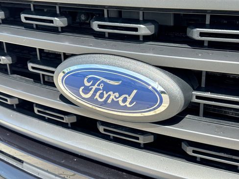 Used 2022 Ford F150 XLT w/ Equipment Group 302A High AWD/4WD image 14