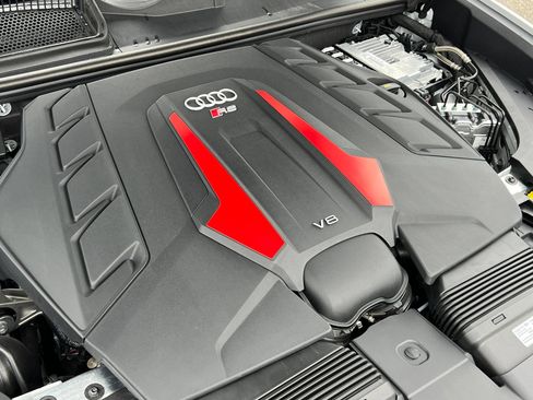 Used 2025 Audi RS Q8 performance AWD/4WD image 48