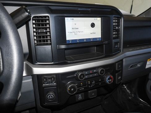 New 2026 Ford F350 XLT w/ 360-Degree Camera Package image 27