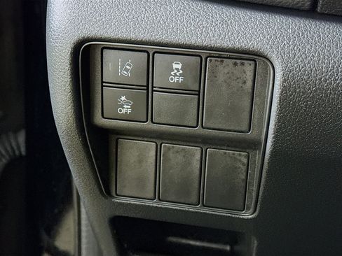 Used 2020 Honda CR-V LX image 11