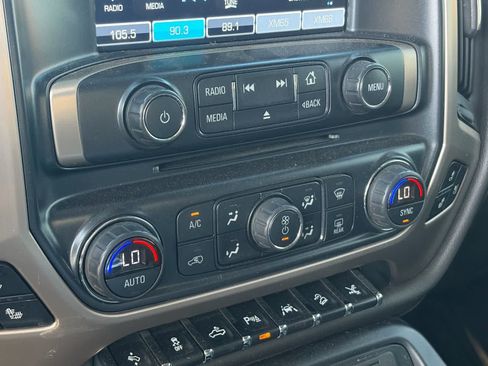 Used 2018 GMC Sierra 1500 Denali w/ Denali Ultimate Package AWD/4WD image 13