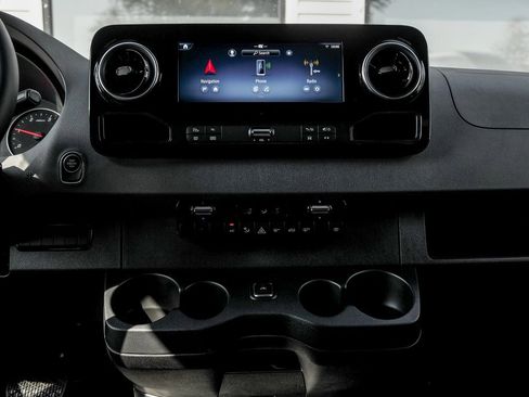 New 2025 Mercedes-Benz Sprinter 2500 image 19