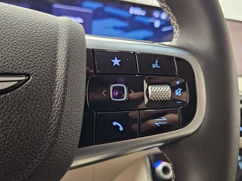 Used 2026 Genesis GV70 2.5T image 24