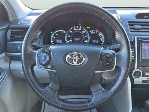Used 2012 Toyota Camry XLE w/ Convenience Pkg image 20