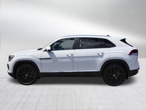 Used 2024 Volkswagen Atlas Cross Sport SE AWD/4WD image 4