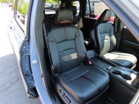 Used 2023 Honda Passport TrailSport image 16