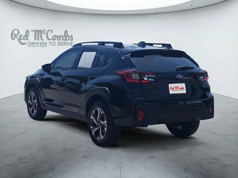 Used 2026 Subaru Crosstrek 2.5i Premium AWD/4WD image 3