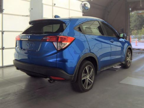 Used 2022 Honda HR-V EX image 2