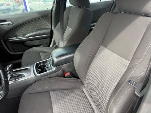 Used 2023 Dodge Charger SXT image 10