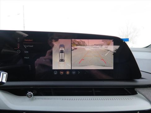 New 2026 Cadillac Optiq Luxury 1 image 18