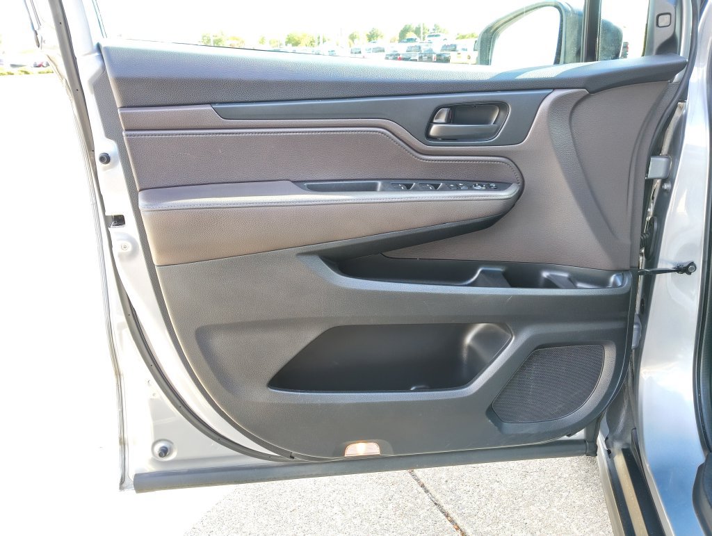 Used 2020 Honda Odyssey EX image 13