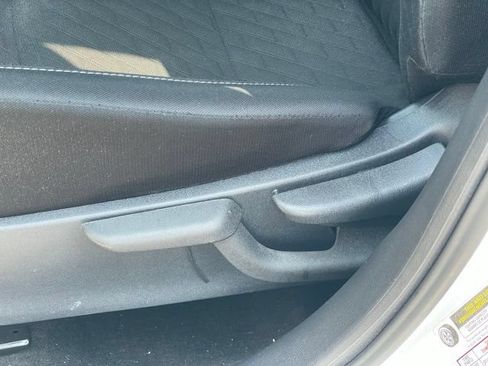 Certified 2023 Nissan Kicks SV FWD image 18