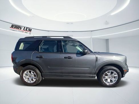 Used 2021 Ford Bronco Sport image 2