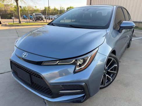 Used 2020 Toyota Corolla SE image 2