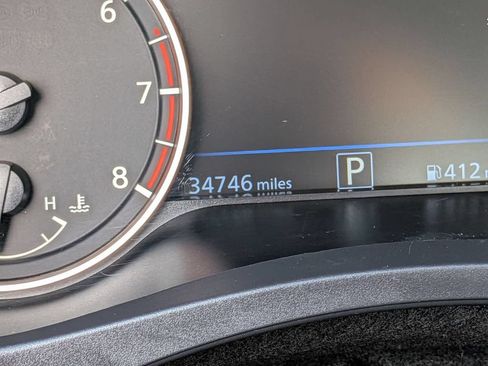 Used 2025 Nissan Altima 2.5 SV FWD image 21