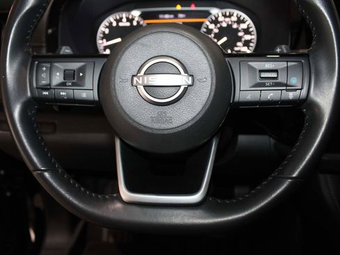 Used 2022 Nissan Pathfinder SV image 20