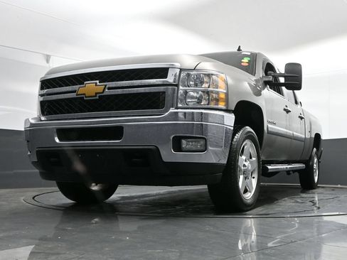 Used 2013 Chevrolet Silverado 2500 LT w/ Custom Sport Truck Package RWD image 38