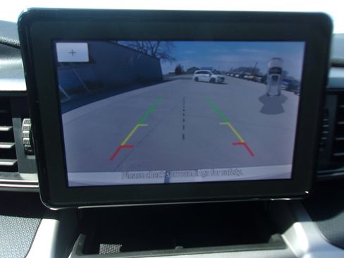 Used 2021 Ford Explorer 4WD image 16