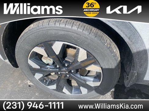 Used 2024 Kia Sportage X-Line image 3