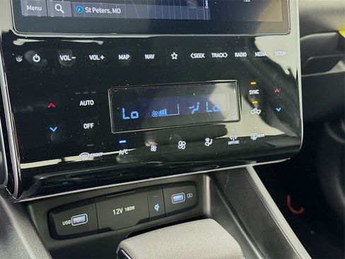 Used 2024 Hyundai Santa Cruz Night image 16