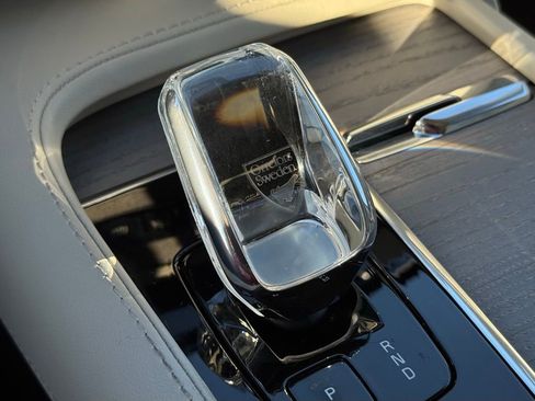 Used 2024 Volvo XC90 B6 Ultimate image 45