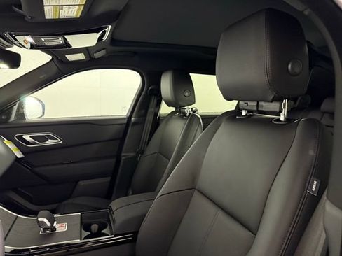 Used 2026 Land Rover Range Rover Velar Dynamic SE AWD/4WD image 6