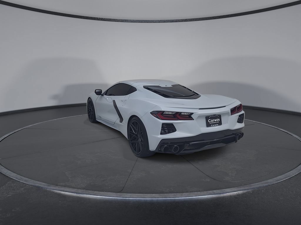 Used 2024 Chevrolet Corvette Stingray Coupe RWD image 10