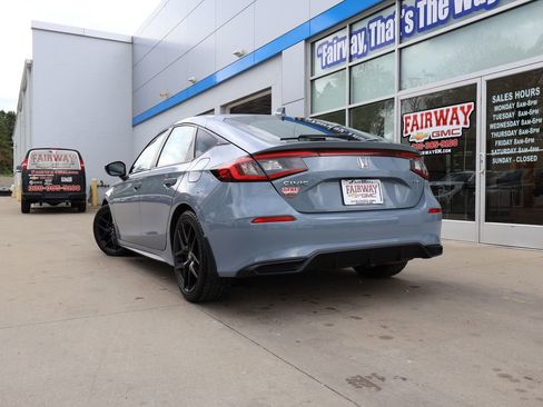 Used 2024 Honda Civic Sport image 30