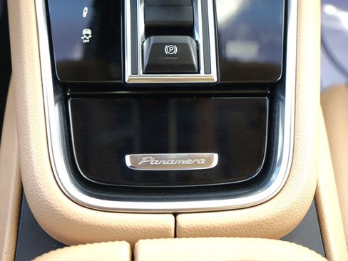 Used 2021 Porsche Panamera 4 AWD/4WD image 25