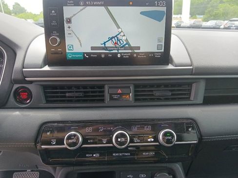 Used 2023 Honda Pilot Touring image 22