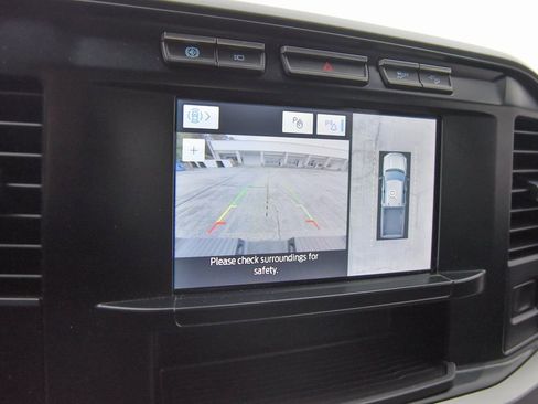 Used 2023 Ford F350 XLT w/ 360-Degree Camera Package image 18