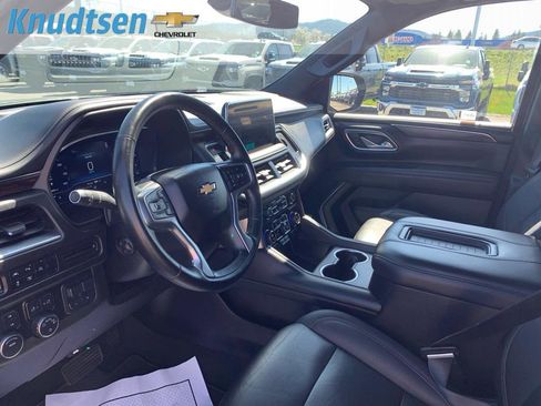 Used 2024 Chevrolet Tahoe LT w/ Luxury Package image 19