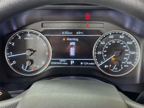 Used 2023 Mitsubishi Outlander ES AWD/4WD image 13