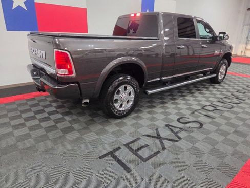 Used 2017 RAM 3500 Laramie Longhorn image 25