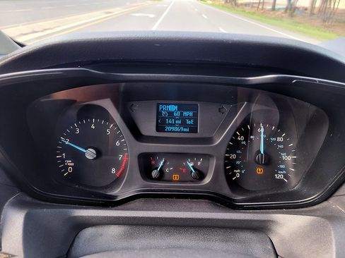 Used 2016 Ford Transit 250 130 Low Roof w/ Exterior Upgrade Package image 24