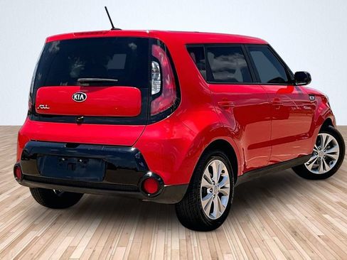 Used 2016 Kia Soul + FWD image 2