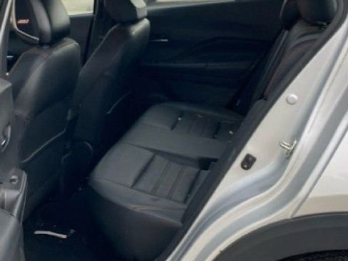 Used 2020 Nissan Kicks SR w/ SR Premium Package image 4