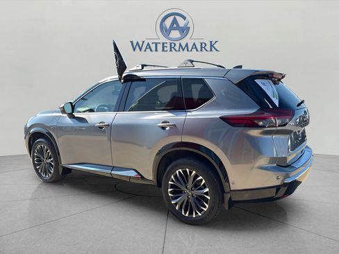 Certified 2026 Nissan Rogue Platinum w/ Platinum Premium Package AWD/4WD image 4