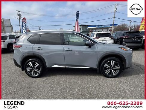 Used 2023 Nissan Rogue SL w/ SL Premium Package image 6