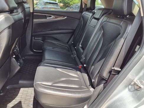 Used 2023 Lincoln Nautilus AWD w/ Premium Package image 24