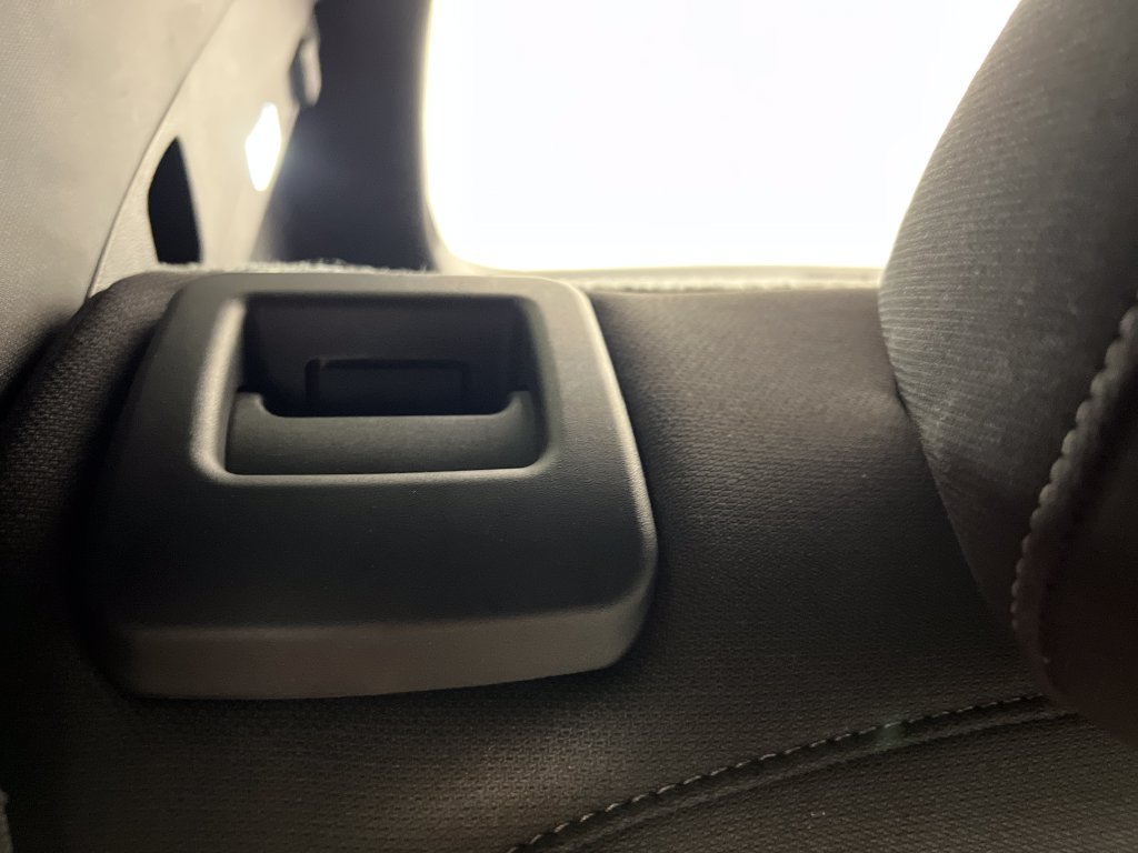 Used 2025 Chevrolet Equinox LT FWD image 23
