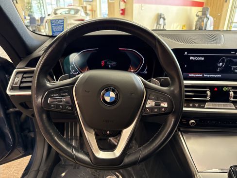 Used 2022 BMW 430i xDrive Convertible w/ Premium Package image 30