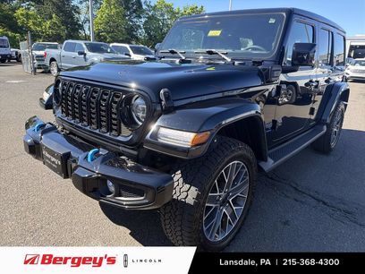 Used 2024 Jeep Wrangler High Altitude