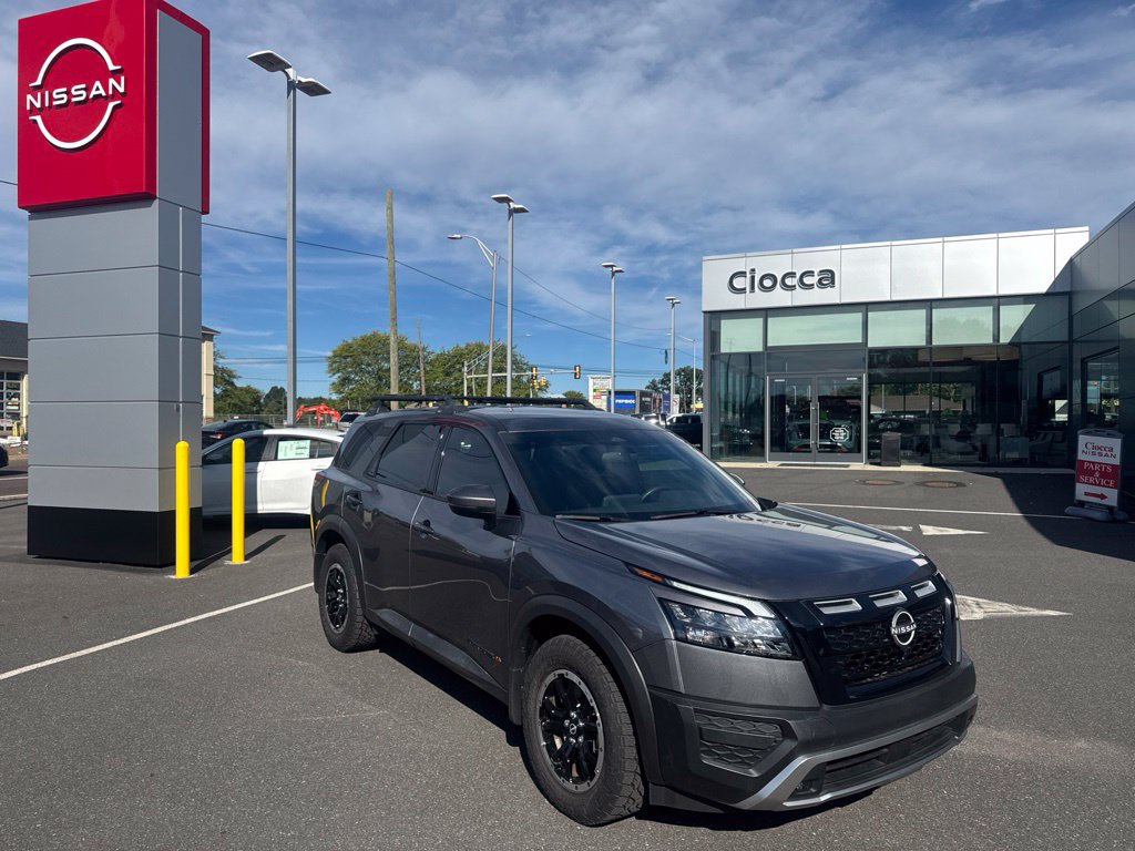 Used 2025 Nissan Pathfinder Rock Creek AWD/4WD image 1