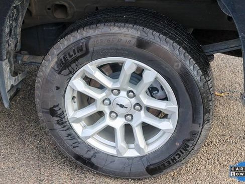 Used 2024 Chevrolet Silverado 1500 RST AWD/4WD image 7